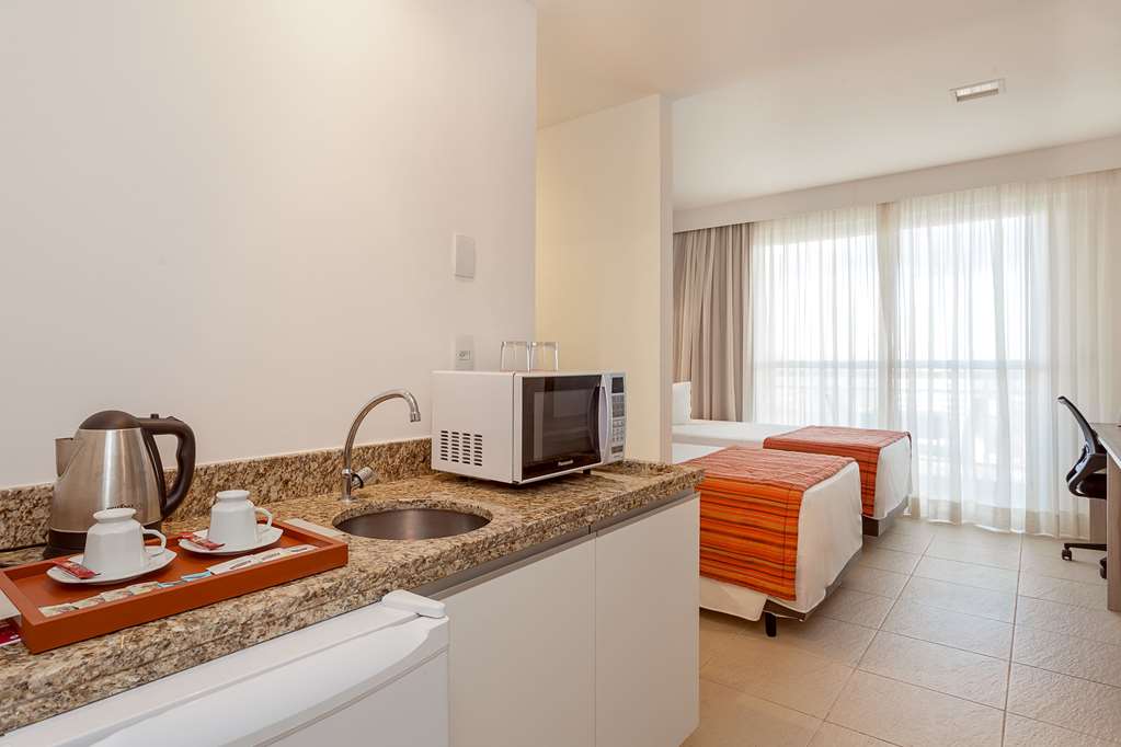 ramada by wyndham macae hotel and suites