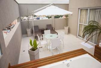 ramada by wyndham macae hotel and suites