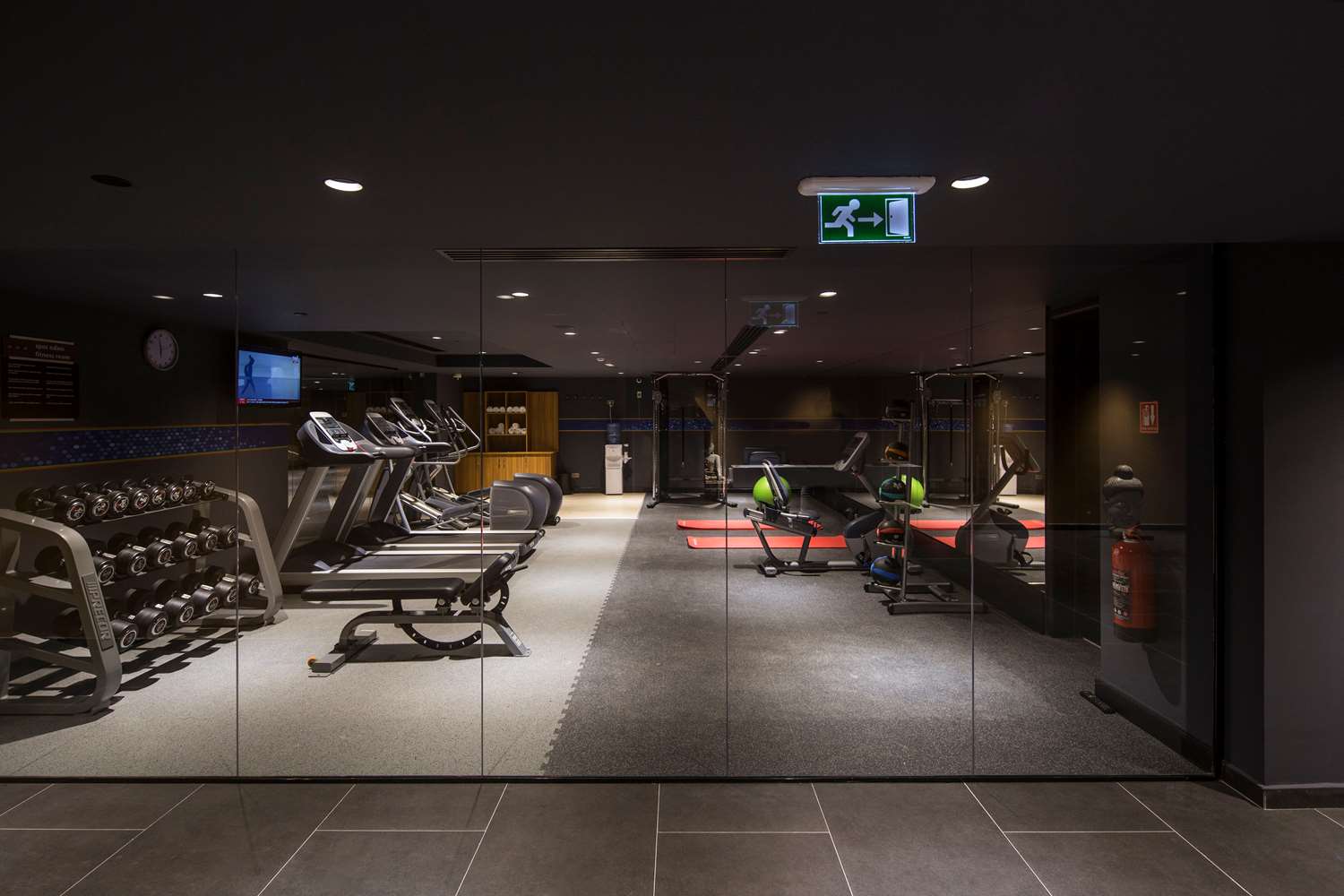 hampton by hilton istanbul kurtkoy