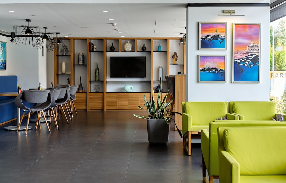 hampton by hilton istanbul kurtkoy