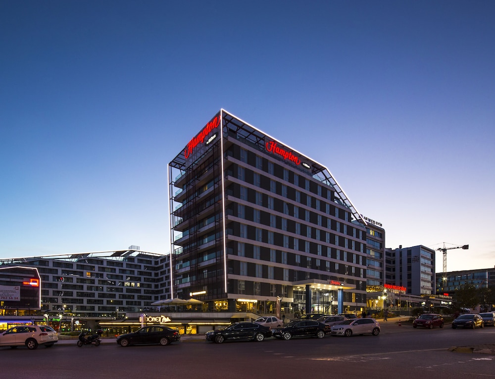 hampton by hilton istanbul kurtkoy