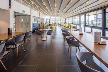 hampton by hilton istanbul kurtkoy