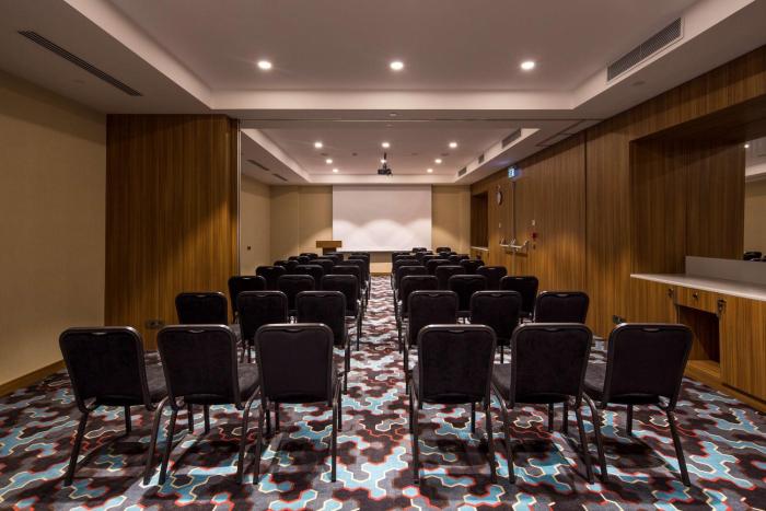hampton by hilton istanbul kurtkoy