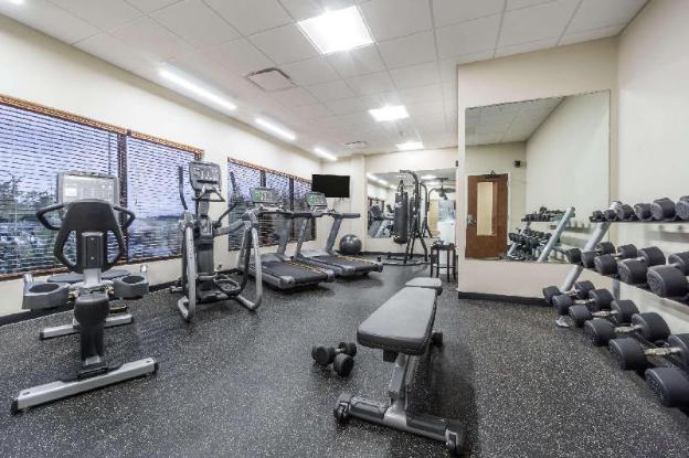 hawthorn suites by wyndham wheeling at the highlands