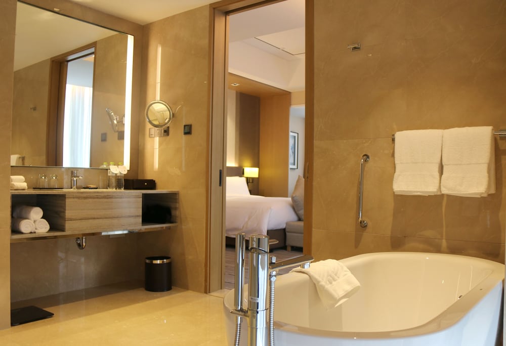doubletree by hilton hotel chongqing nanan