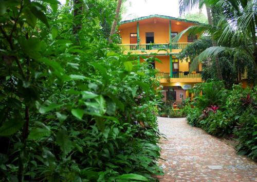 Kajal Guest House,Goa>>Calangute,3 star