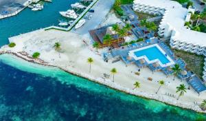 caloosa cove resort