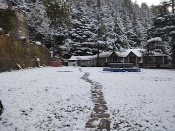 himgiri nature retreat