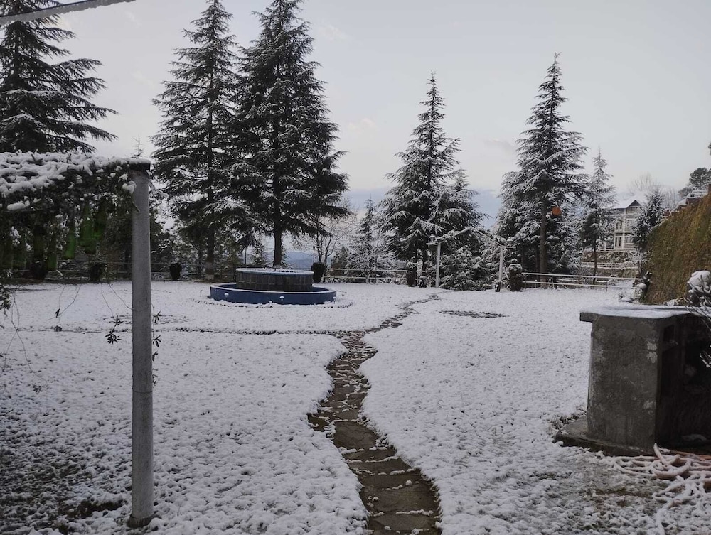 himgiri nature retreat