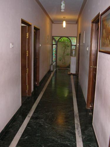 lloyds guest house krishna street t nagar