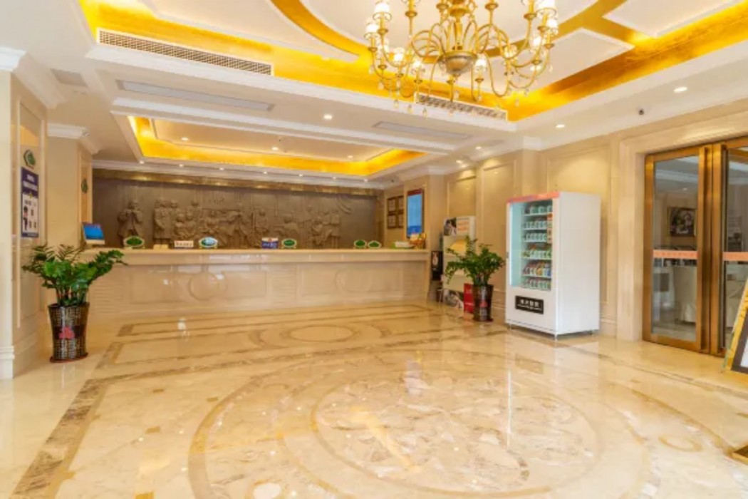 Vienna Classic Hotel (Huizhou Dahuxi),Ruhu>>Huizhou,3 star