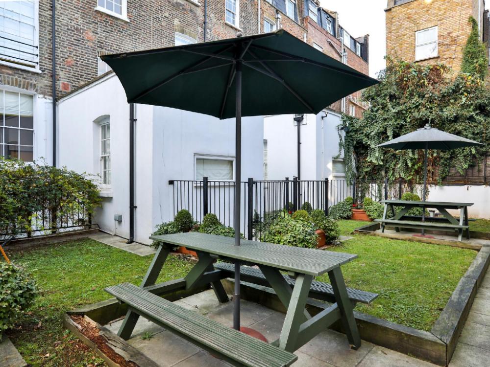 studios 2 let north gower