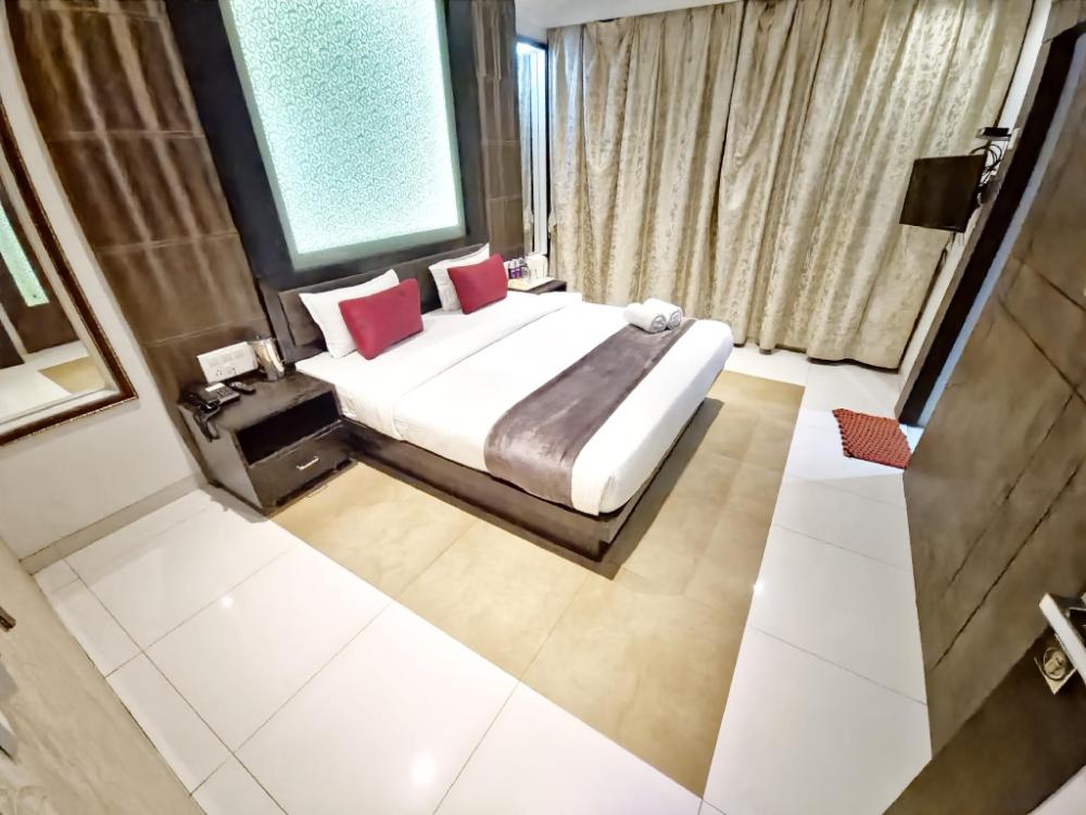 hotel city heart shirdi