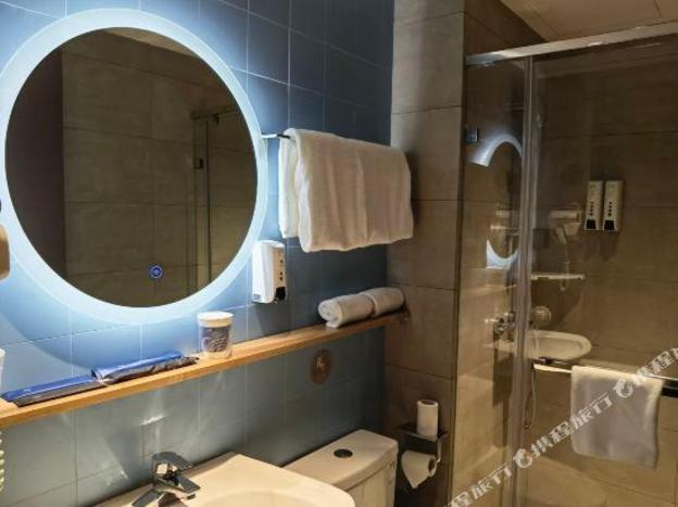 home inn xinkai road dalian