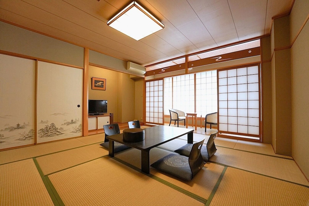 yumoto kanko hotel saikyo