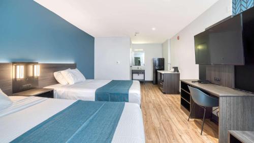 Studio 6 Suites – Stockton, Ca – Waterfront,Near Weber Point Events Center,2 star