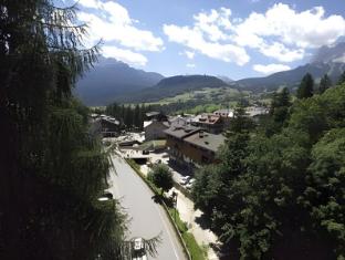 hotel cristallino dampezzo