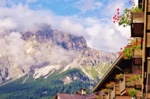 hotel cristallino dampezzo