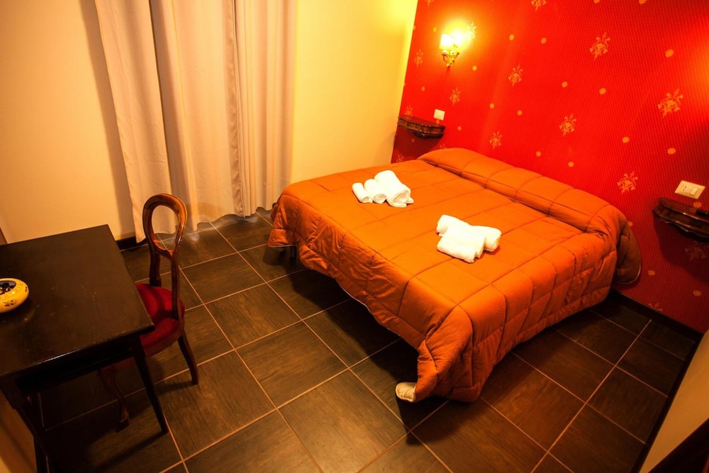 domina popolo bandb