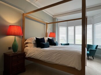 east beach guest house