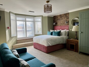 east beach guest house