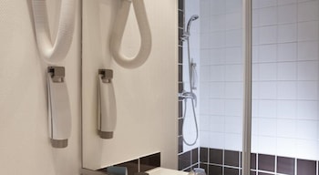 ibis paris porte de montreuil