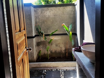 doubleyou home stay pemuteran