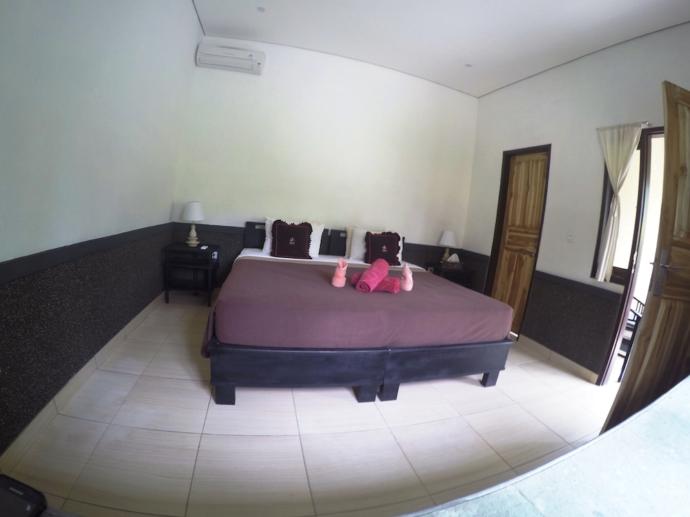 doubleyou home stay pemuteran