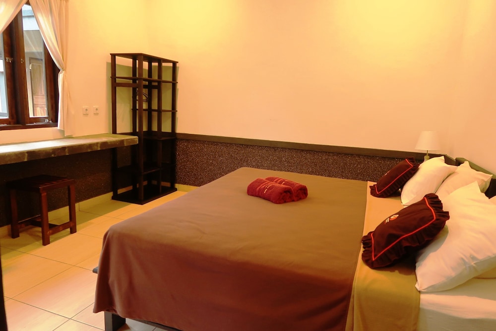 doubleyou home stay pemuteran