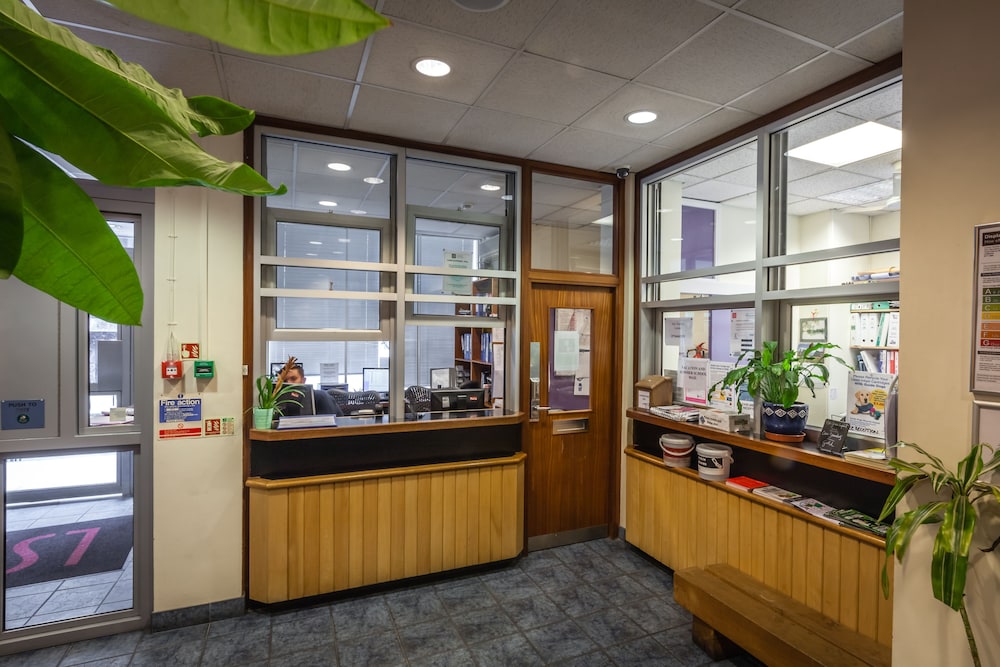 lse carr saunders hall campus accommodation