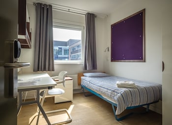 lse carr saunders hall campus accommodation
