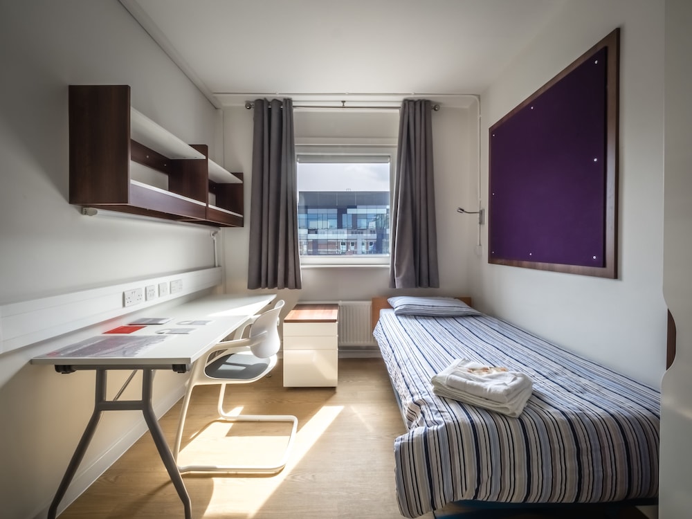 lse carr saunders hall campus accommodation