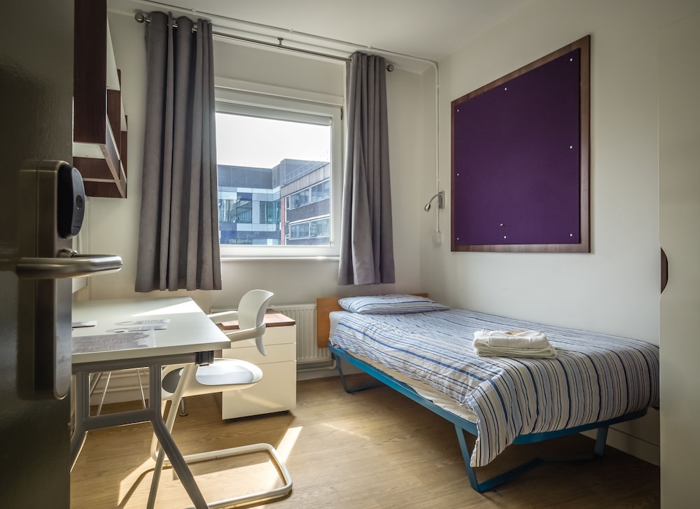 lse carr saunders hall campus accommodation