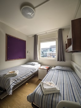 lse carr saunders hall campus accommodation