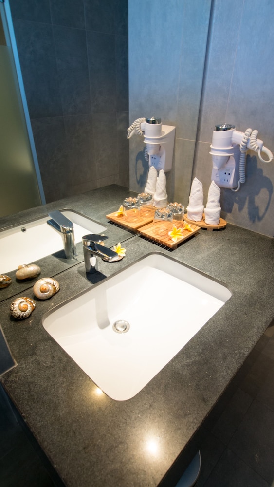 daun bali seminyak hotel