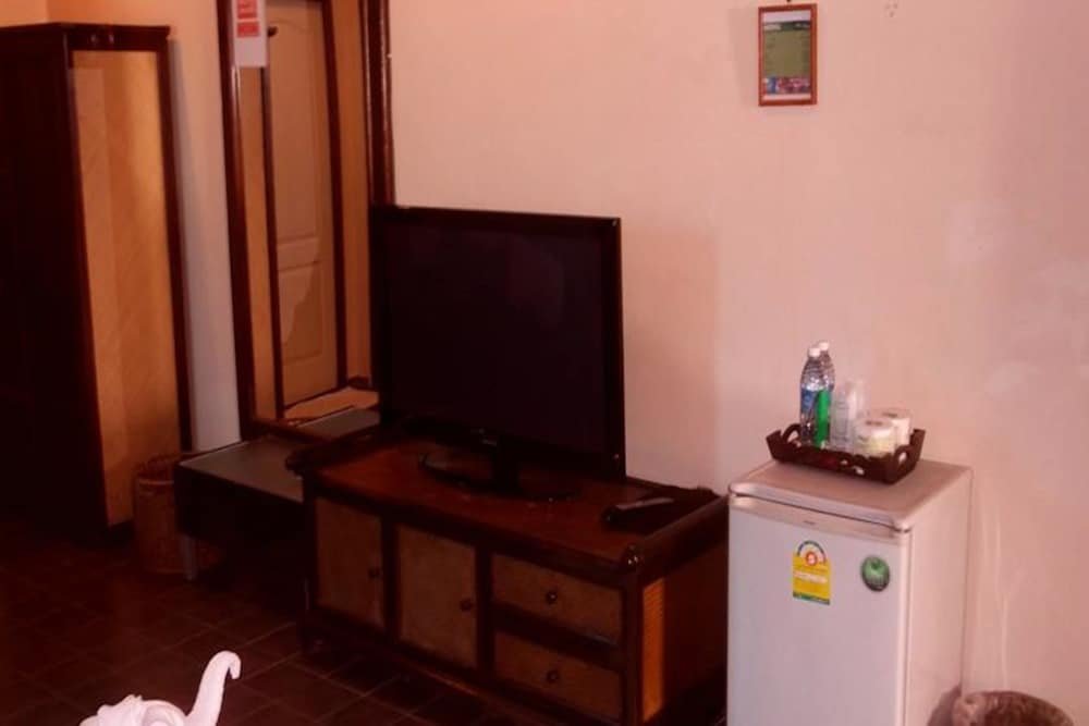 buffalo bill hotel koh chang