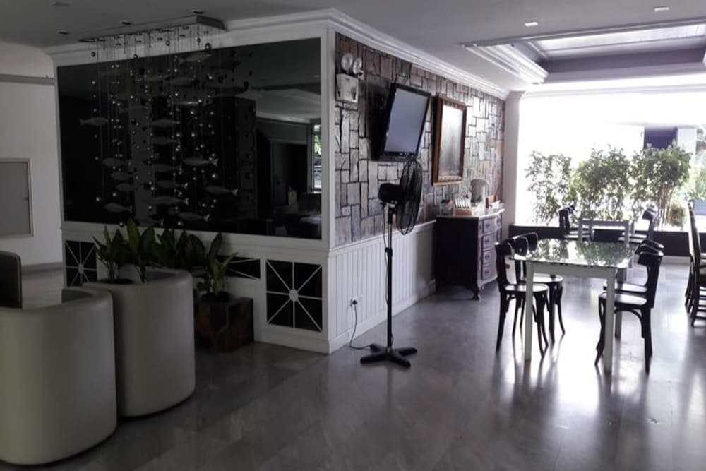 garden paradise hotel and serviced apartment