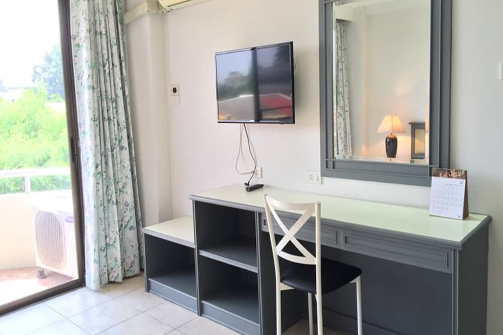 garden paradise hotel and serviced apartment