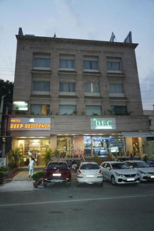 hotel deep residency