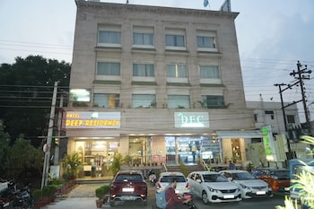 hotel deep residency