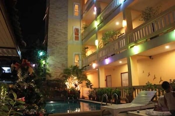 pius place
