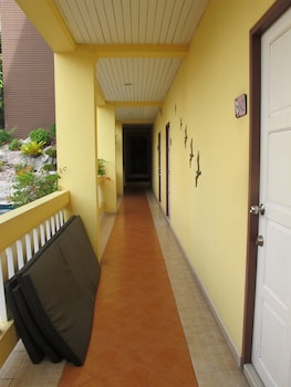 pius place