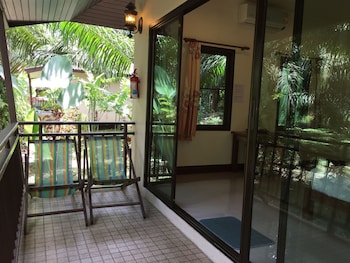 Khao Sok Palm Garden Resort,Khao Sok National Park>>Khao Lak,3 star
