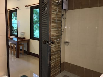 Khao Sok Palm Garden Resort,Khao Sok National Park>>Khao Lak,3 star