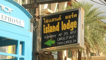 island lodge