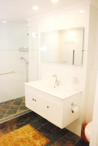 city apartments eilat