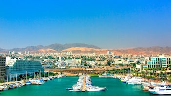 city apartments eilat