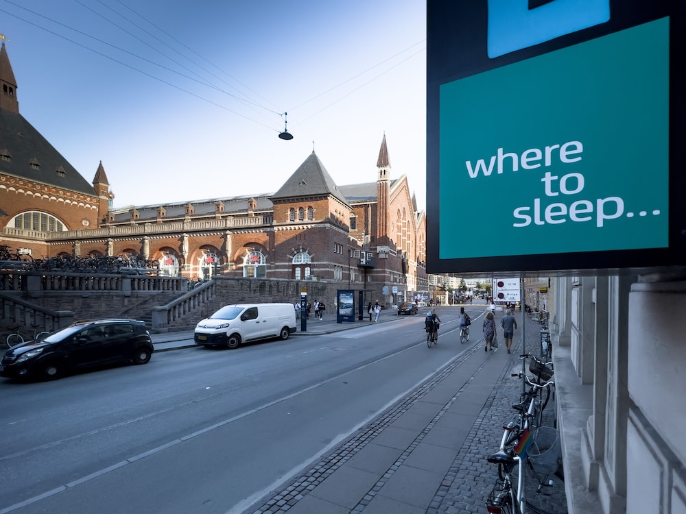 where to sleep hostel