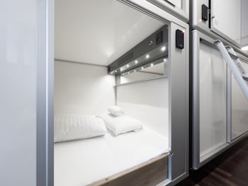 where to sleep hostel