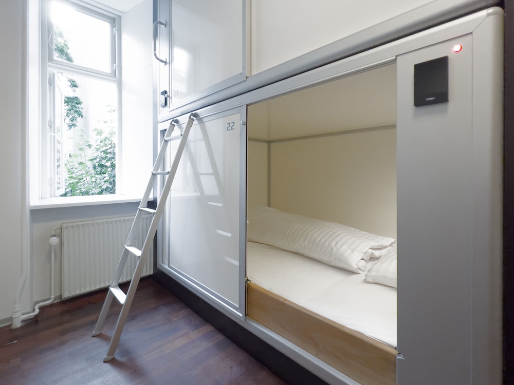 where to sleep hostel